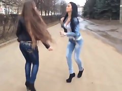Sexy Russian Girls Dance