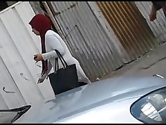 sexy jiggling ass hijab tunisie 